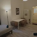 アパート Modernes Zuhause Im Zentrum Von Schoeneberg ベルリン