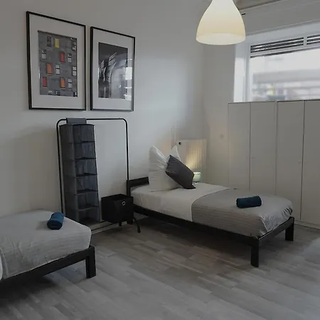 Modernes Zuhause Im Zentrum Von Schoeneberg *