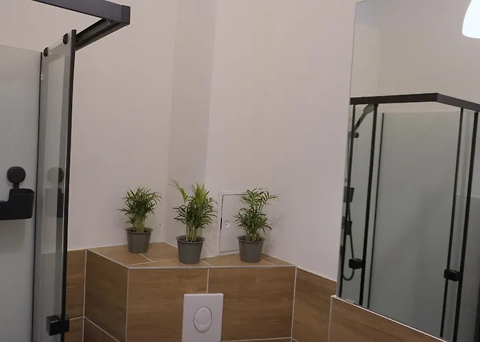 Modernes Zuhause Im Zentrum Von Schoeneberg